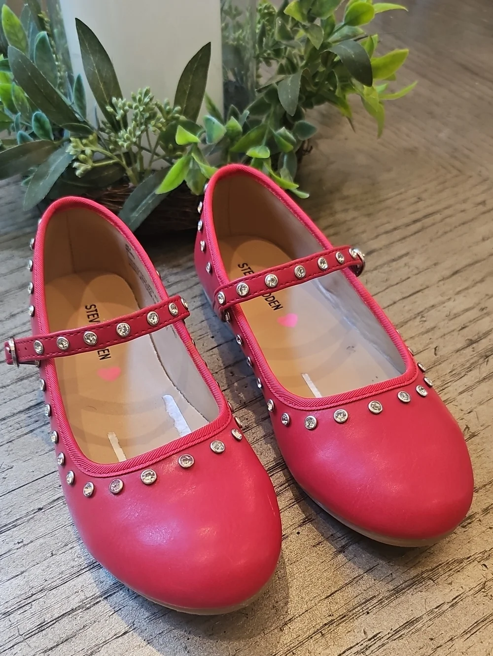 Steve Madden Red Mary Jane Flats Size 3